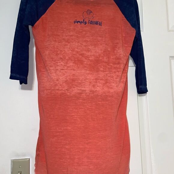 Simply faithful 3/4 sleeve tee - Picture 2 of 4